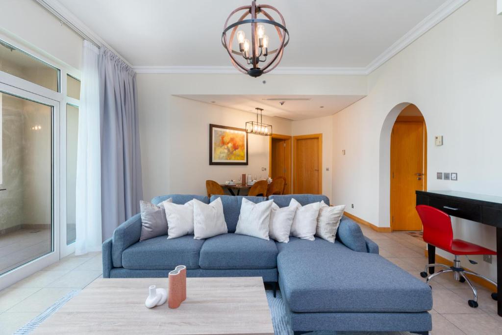 هتل بزپوک هالیدی هومز - پام جمیرا ۲ بدرووم ال نابات رزیڈنس - Bespoke Holiday Homes - Palm Jumeirah 2 Bedroom Al Nabat Residence