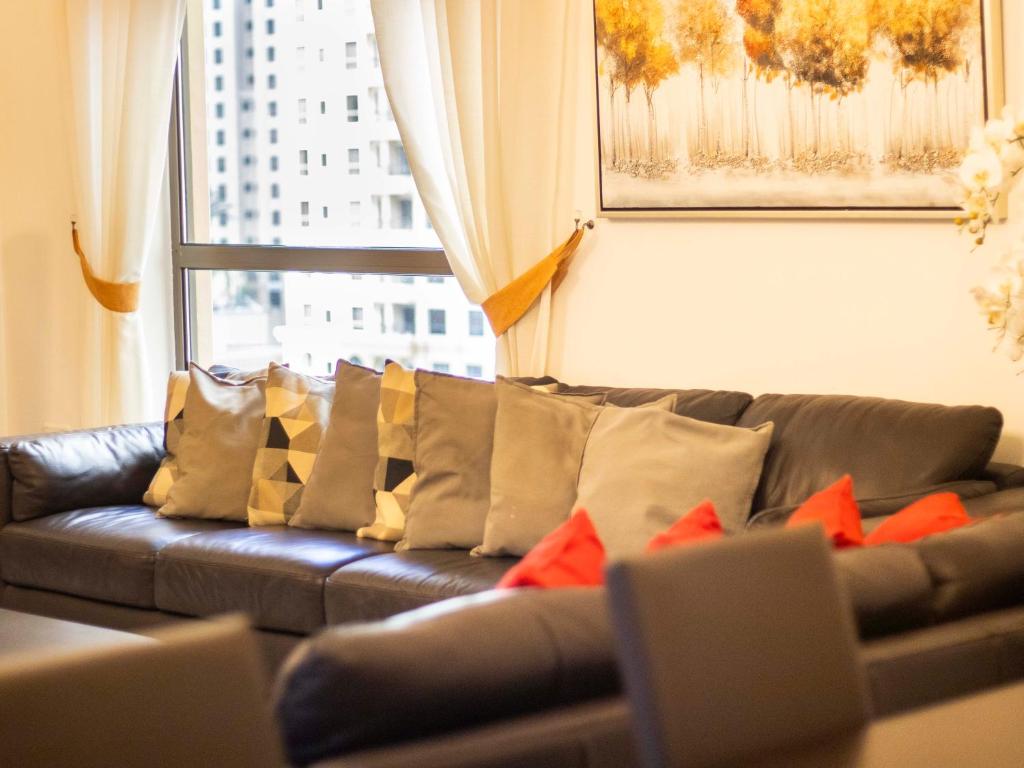 هتل دیلايتفول 1 بی آر اپارتمان این جی بی آر - Delightful 1 BR Apartment in JBR