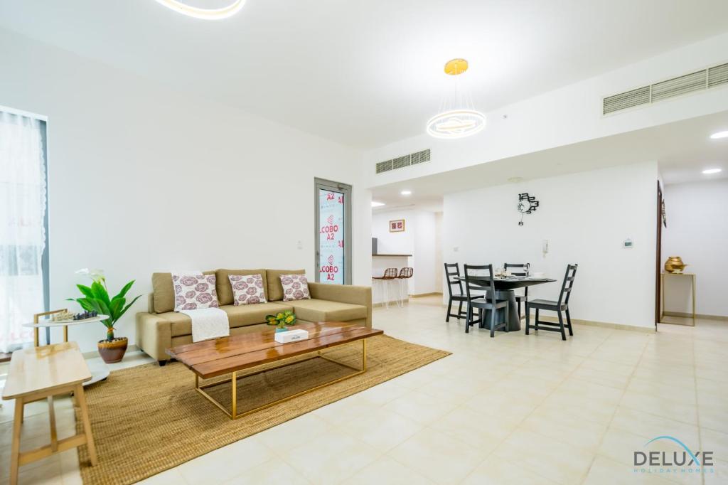 Capacious 1BR Apartment at West Heights 1, Business Bay by Deluxe Holiday Homes