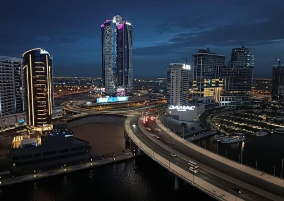 Manzil - Studio Apartment in Business Bay near Dubai Mall