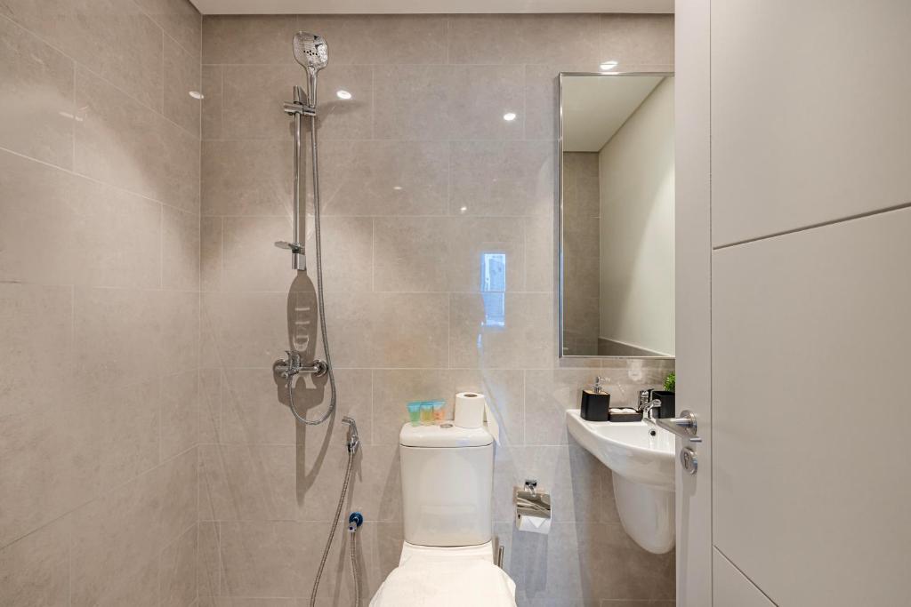 Luxury 4BR Burj Khalifa & Fountain Views