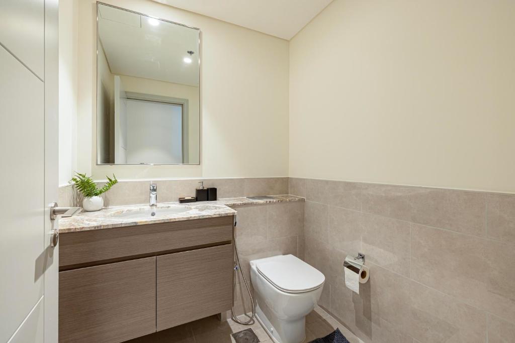 Luxury 4BR Burj Khalifa & Fountain Views