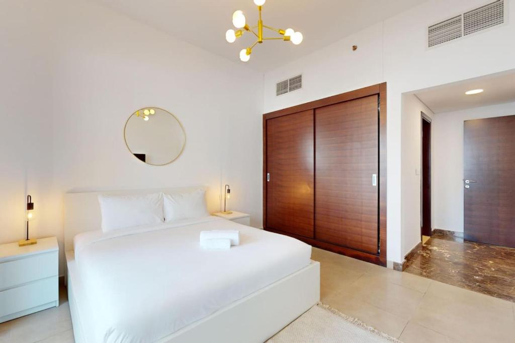 Sparkle Tower 1 - Vacationer