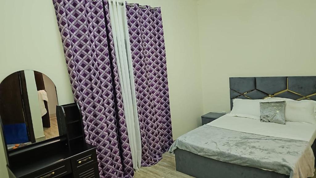 هتل لاکچری رومز - Luxury Rooms