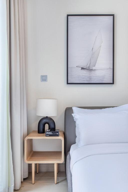 هتل کوزی استودیو گت اوی این عزیزی 17! 10 مین داون تاون! - Cozy Studio Getaway In Azizi 17! 10 Min Downtown!