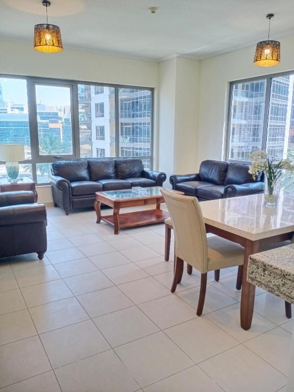 هتل لاکچری ۱-بی آر آپت نییر برج خلیفه و دبی مال - Luxury 1-BR APT Near Burj Khalifa And Dubai Mall