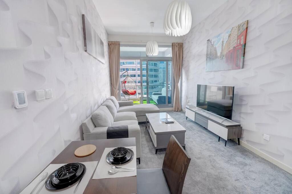 هتل وان بد روم این پرایم لوکیشن این مارینا - One bedroom in Prime Location in Marina