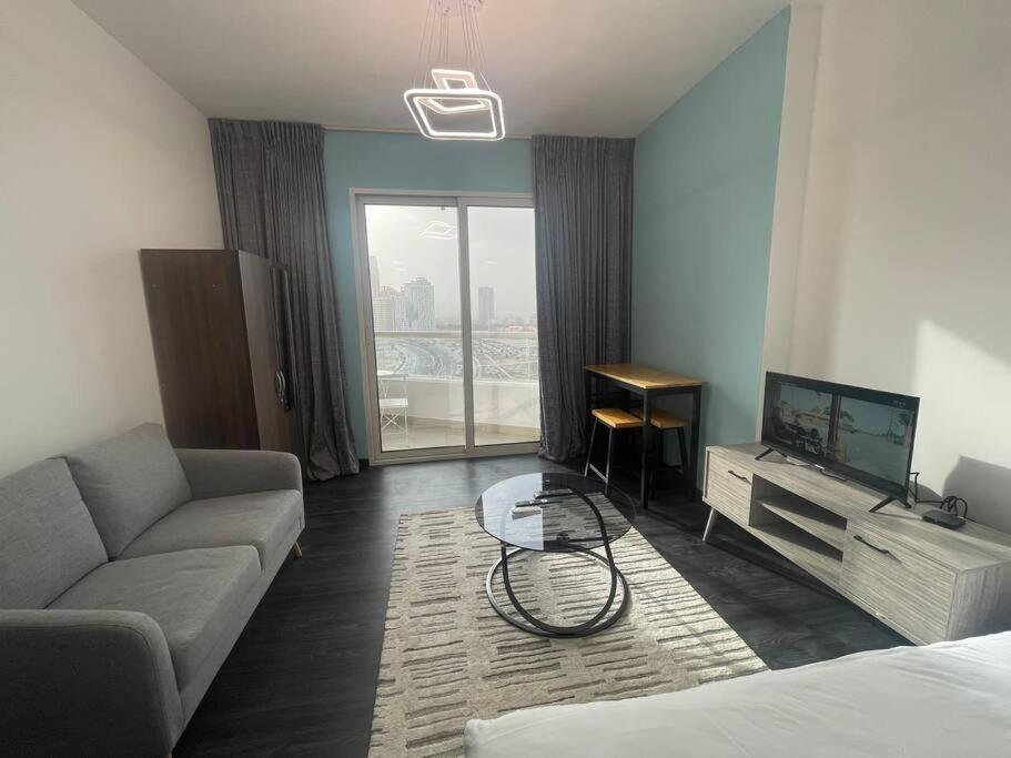 هتل کو زی استودیو آپارتمان این آی ام پی زی - Cozy Studio Apartment in IMPZ