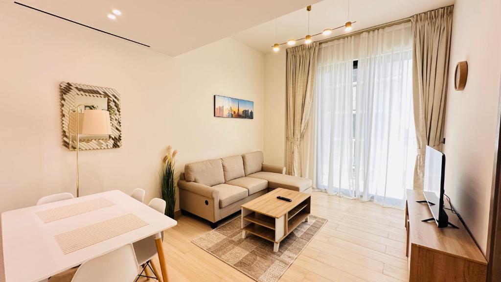 هتل اویو ۱۲۹۱ هوم فولی فرنیشد ۱بد آپت @جی وی سی - OYO 1291 Home Fully Furnished 1bed Apt @JVC