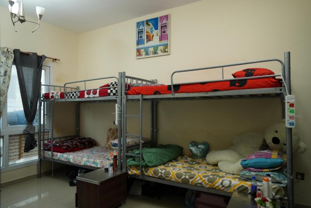 هتل وومن آنلی هاستل نیئر بُرجومن مترو اگزیت ۴ - Women Only Hostel near Burjuman Metro exit 4