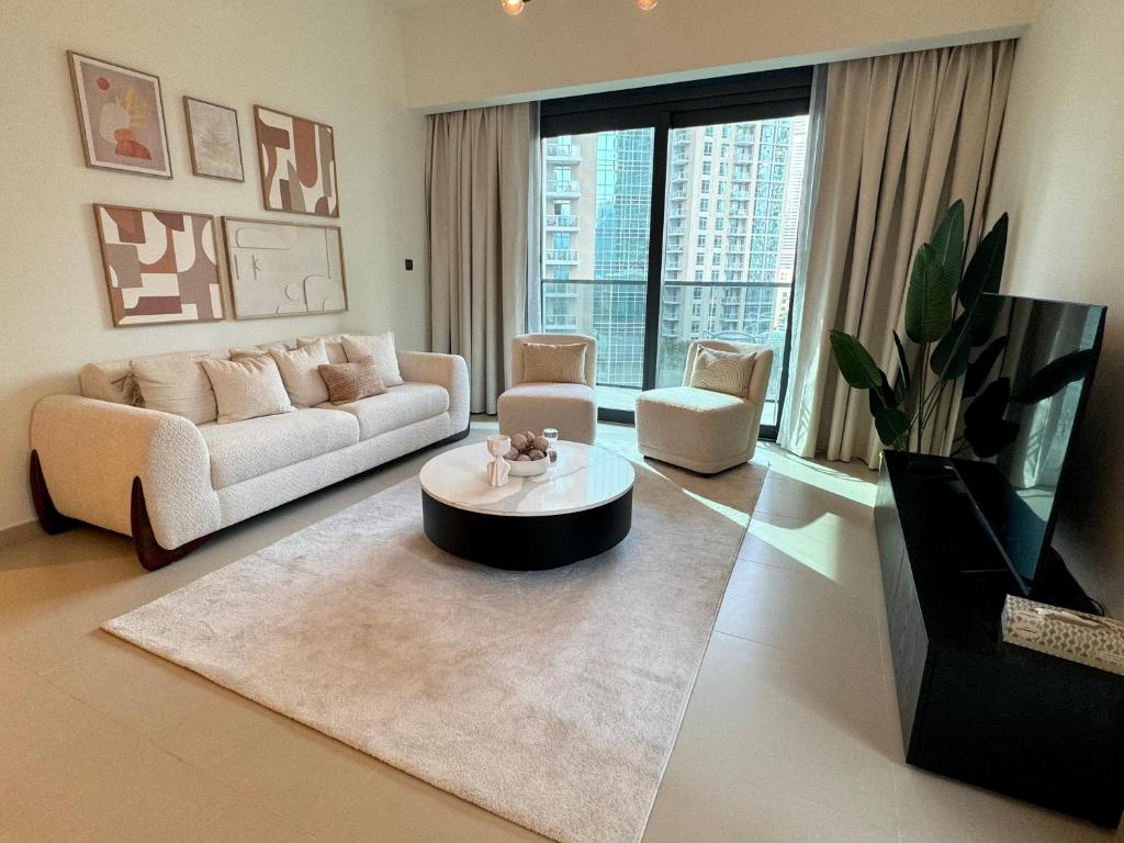 هتل ۱مین واک فروم برج خلیفه و فونتن ویو !! - 1min walk from Burj Khalifa and Fountain View !!