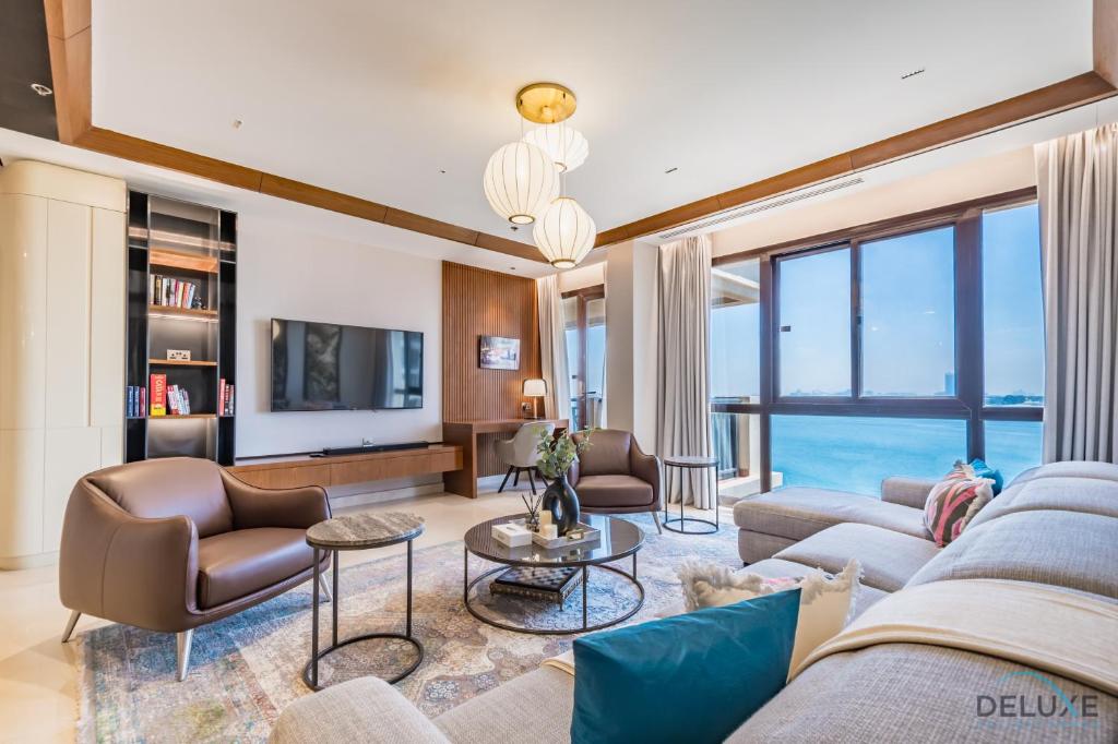 هتل اسپارکلینگ 1BR ات رویال امواج رزیدنزس ساوت پام جمیرا بای دلاکس هالیدی هومز - Sparkling 1BR at Royal Amwaj Residences South Palm Jumeirah by Deluxe Holiday Homes