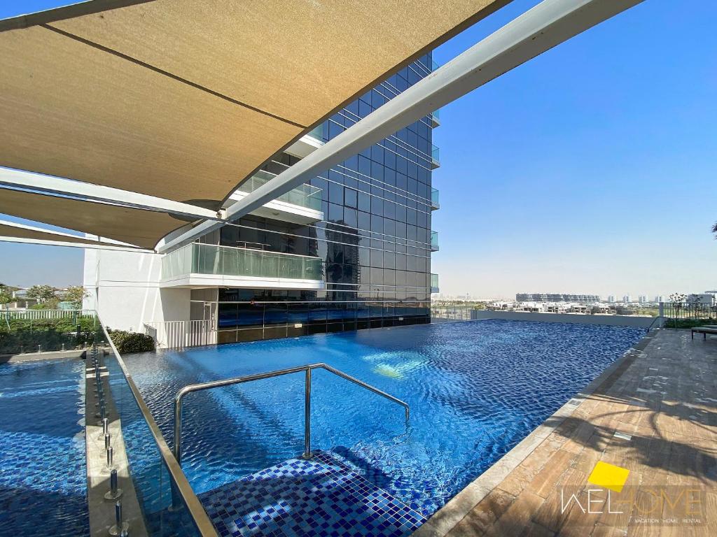 هتل ول هوم - بریت تیکینگ 1BR آپت ویت بالکونی اند سیتی ویو - WelHome - Breathtaking 1BR Apt with Balcony and City View