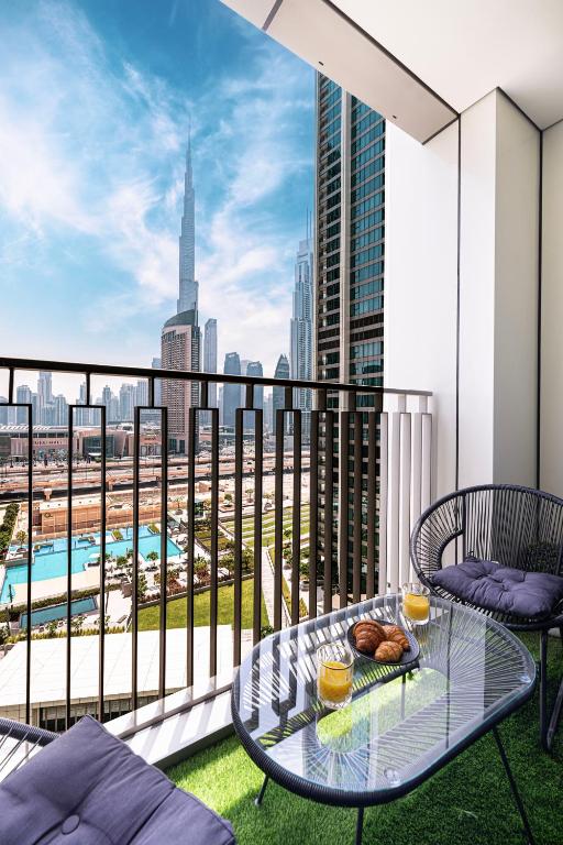 هتل فُل بُرج خلیفه ویو ۲ بی آر ویز دبی مال کانکشن این داون تاون - FULL Burj Khalifa view 2BR with Dubai Mall connection in Downtown