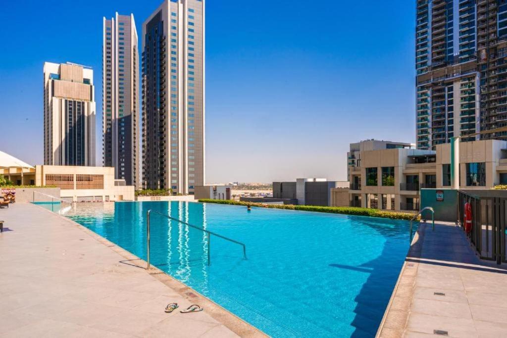 هتل ۲بدر - پُل - ایمار - کریک هاربر - 2bdr - Pool - Emaar - Creek Harbour