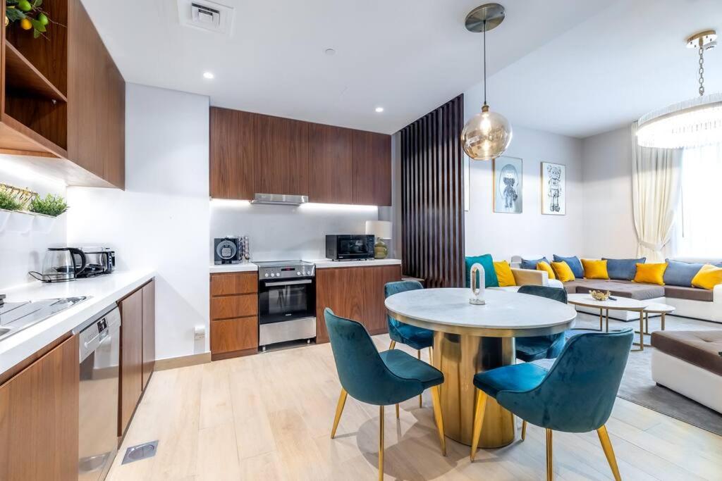 هتل لا مر - مدیترین لیوینگ - La Mer - Mediterian living