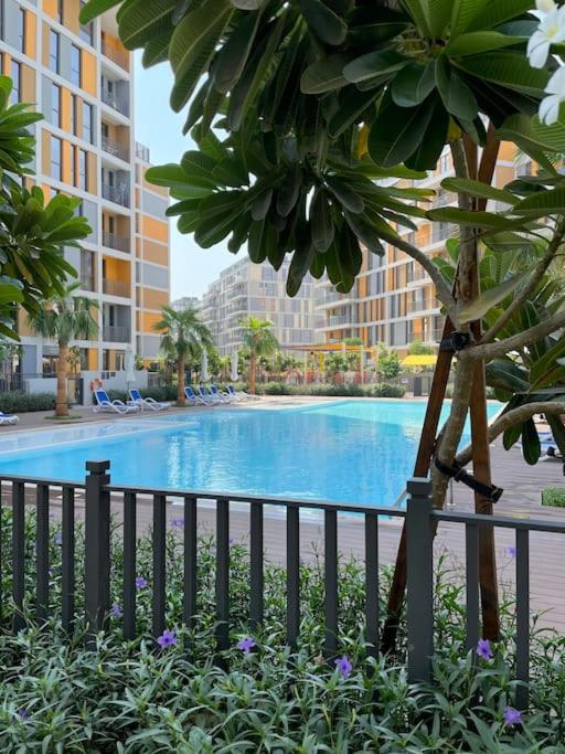 هتل اِلِگَنت برند نیو آپارتمان این نور ۱ - Elegant Brand New Apartment In Noor 1