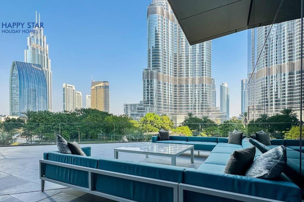 هتل 1BR نییر دبی مال وید برژ خلیفه ویو پول - 1BR near Dubai Mall with Burj Khalifa View Pool