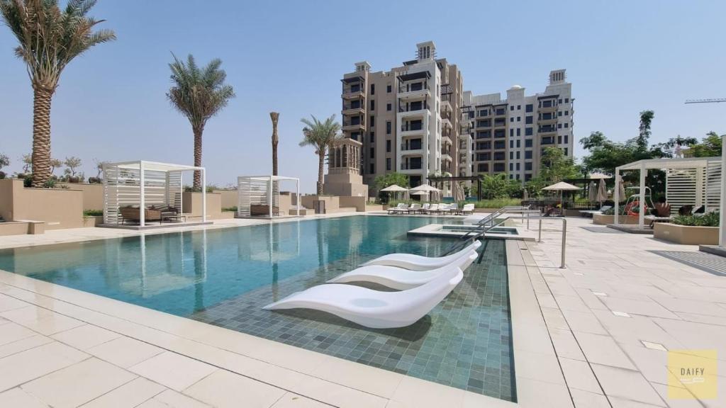 هتل دیزاینر آپارتمان نکس تو برج ال عرب اند بیچ - Designer Apartment Next To Burj Al Arab & Beach