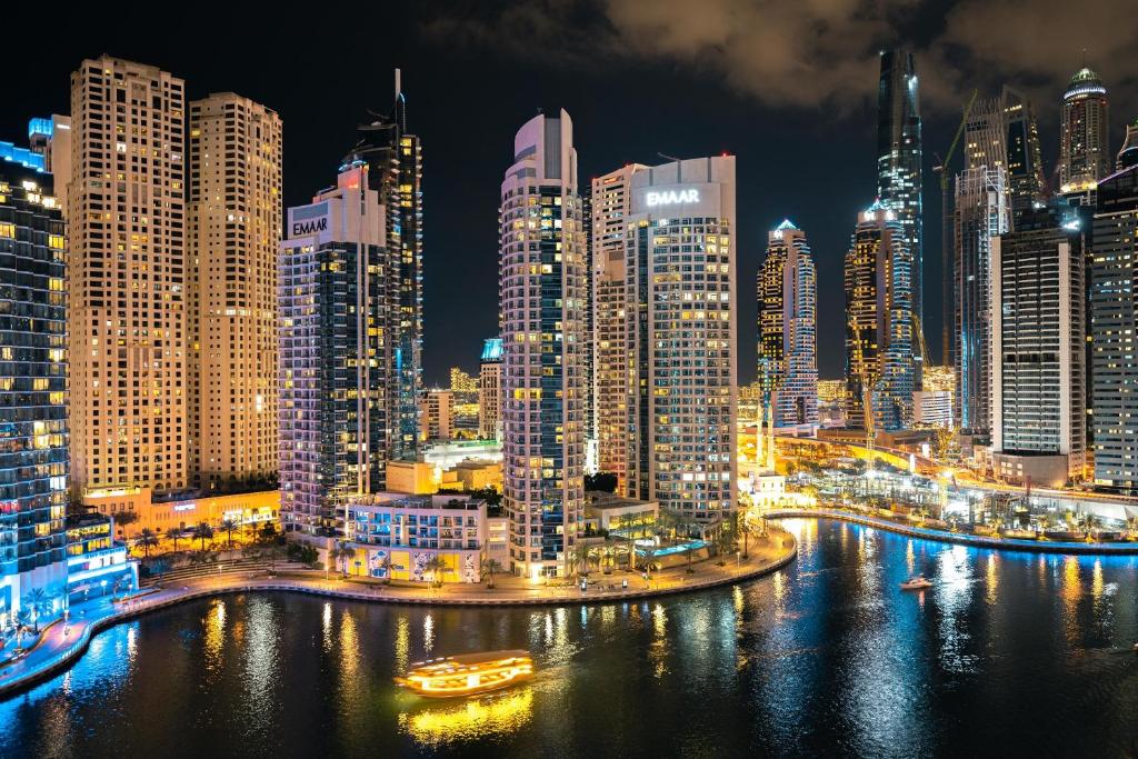 هتل مارینا ویو ۲ بد رومز آپارتمان-بلوبل-بای گرند ویستا - Marina View 2 Bed Rooms Apartment-Bluebell-By Grand Vista