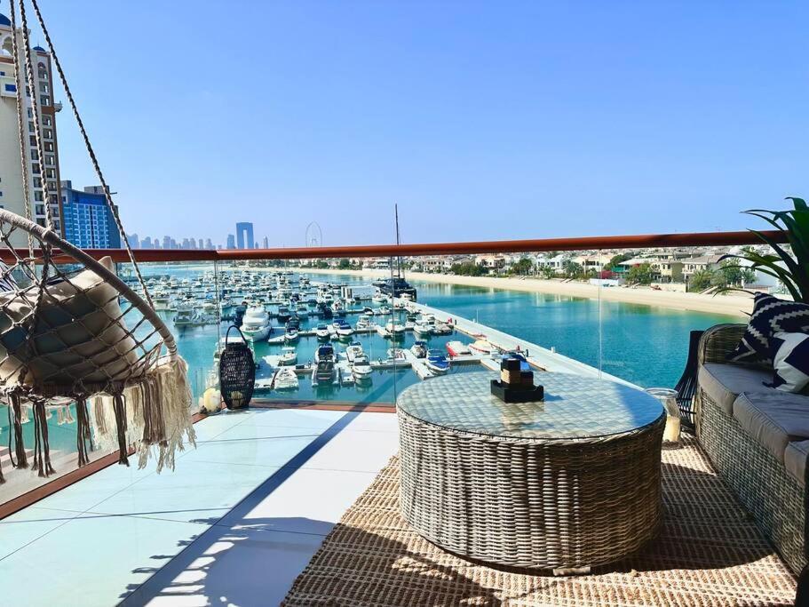 هتل لاکشری استودیو آپارتمان ویت پانورامیک سی یووز - Luxury Studio Apartment with Panoramic Sea Views
