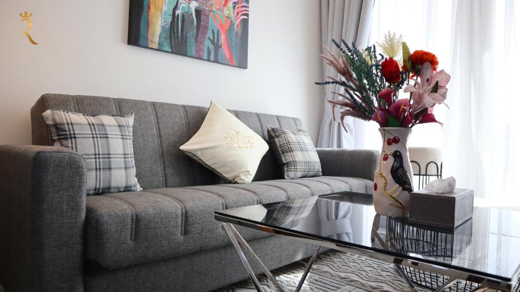 هتل یور اسلیک ترانزیت ۱BR اوسیس هایدوائه Your Sleek Transit 1BR Oasis Hideaway