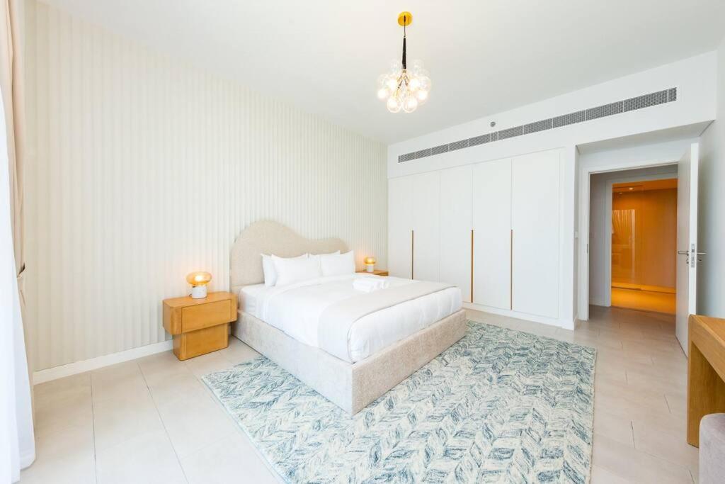 هتل فنتستیک اند ریر ۴بی آر پلاس میدز این جی بی آر واک - Fantastic and Rare 4BR+maid's in JBR Walk