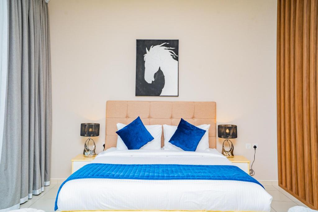 هتل اسکیپ ۲۴ هالیدِی هومز - بی اسکوئر - استودیو بیزنس بی دبی - Escape 24 Holiday Homes - Bay Square - Studio Business bay Dubai