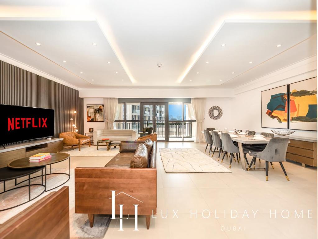 هتل لاکْس دِ برج ویو کریک تاون هاوس - LUX The Burj View Creek Townhouse
