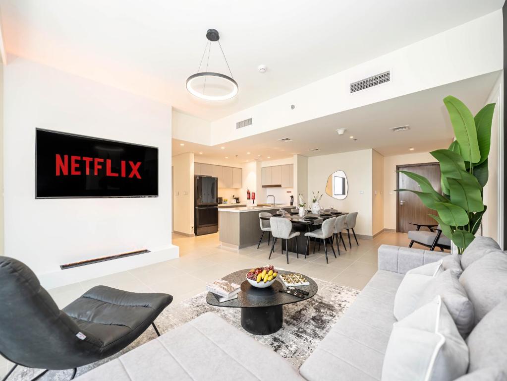 هتل فورت تاور - ۴-بی آر آپت استننک ویوز - سنترال - Forte Tower - 4-BR APT Stunning Views - Central