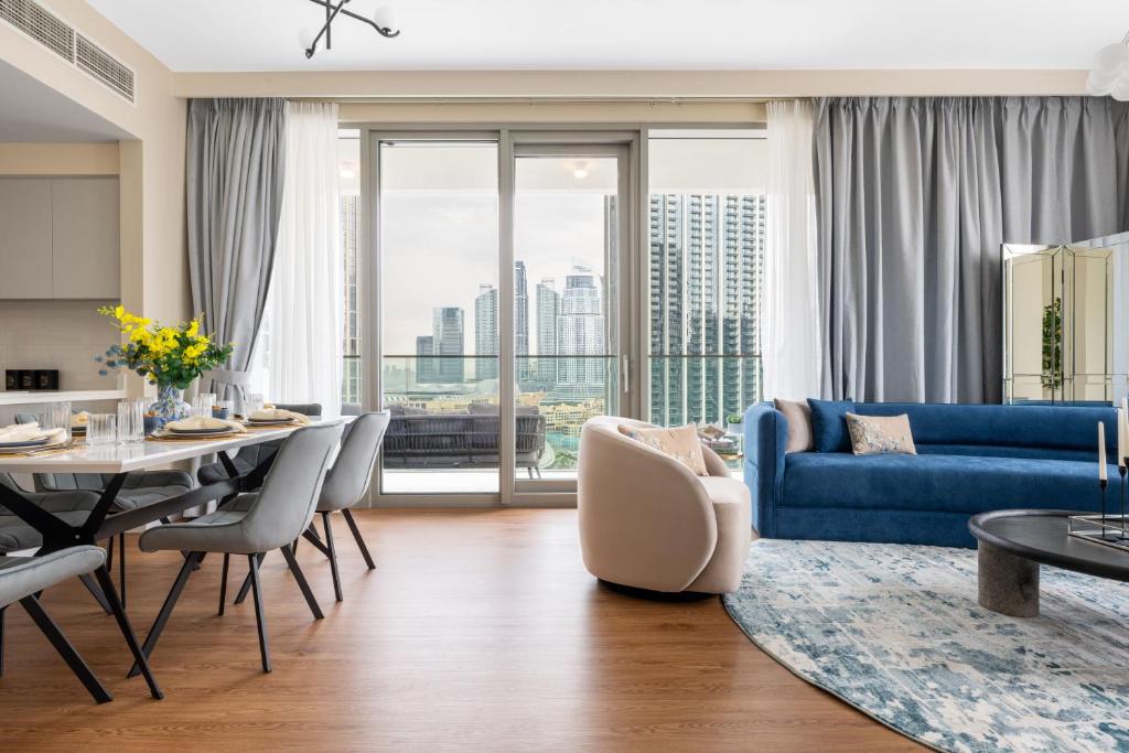هتل مگنیفی سنت - لاکژریس ۳+۱ بی آر لوکیتد این داون تاون دبی - Magnificent - Luxurious 3+1 BR located in Downtown Dubai