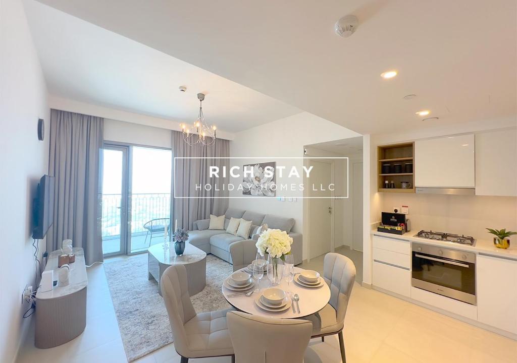 هتل این کریدبل ۱بی آر آپارتمان، دَنتاوند ویوز ۲ بای ریچ استی - Incredible 1BR apartment, Downtown Views II by Rich Stay