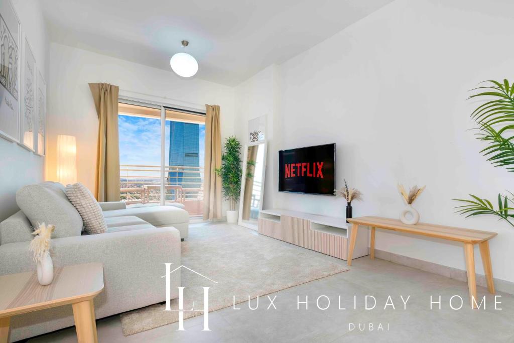 هتل لاکس ذ ایکون تاور جی ال تی سوئیت - LUX The Icon Tower JLT Suite