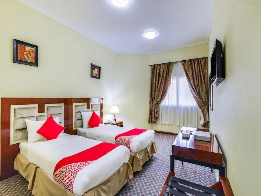 هتل Zenith Smart Vacation Homes, Sharjah (Hotel) (UAE) Deals