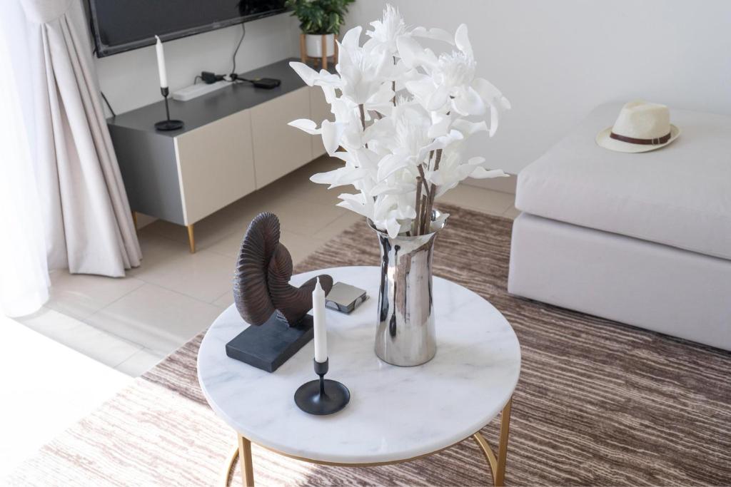 هتل سان اند فان! بیوتیفول ۱-بد این سابا کریک ویستاز - Sun & Fun! Beautiful 1-Bed in Sobha Creek Vistas