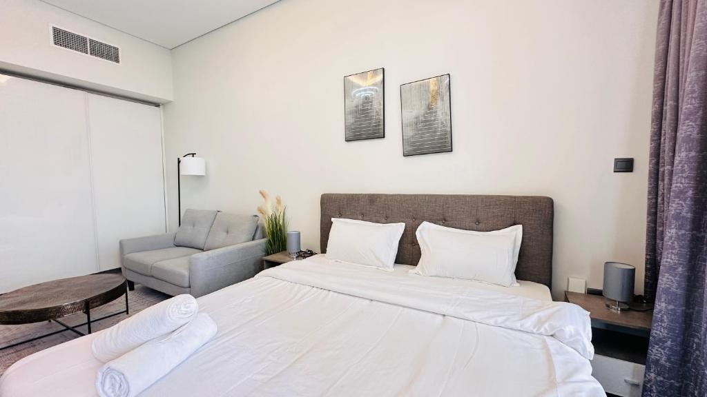 هتل espaḻəs stūdyō əpārtmənt burj vyū wɪð bælˈkoʊni fri ˈpɑrkɪŋ baɪ bɛlvɪlɑ - Spacious Studio Apartment Burj View with Balcony Free Parking by Belvilla
