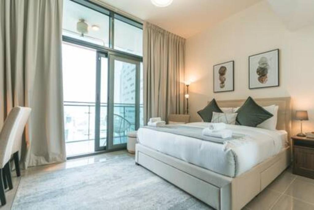 هتل گورجس آپت استودیو ویت بالکنی این بیزنس بی - Gorgeous Apt Studio with balcony in Business Bay