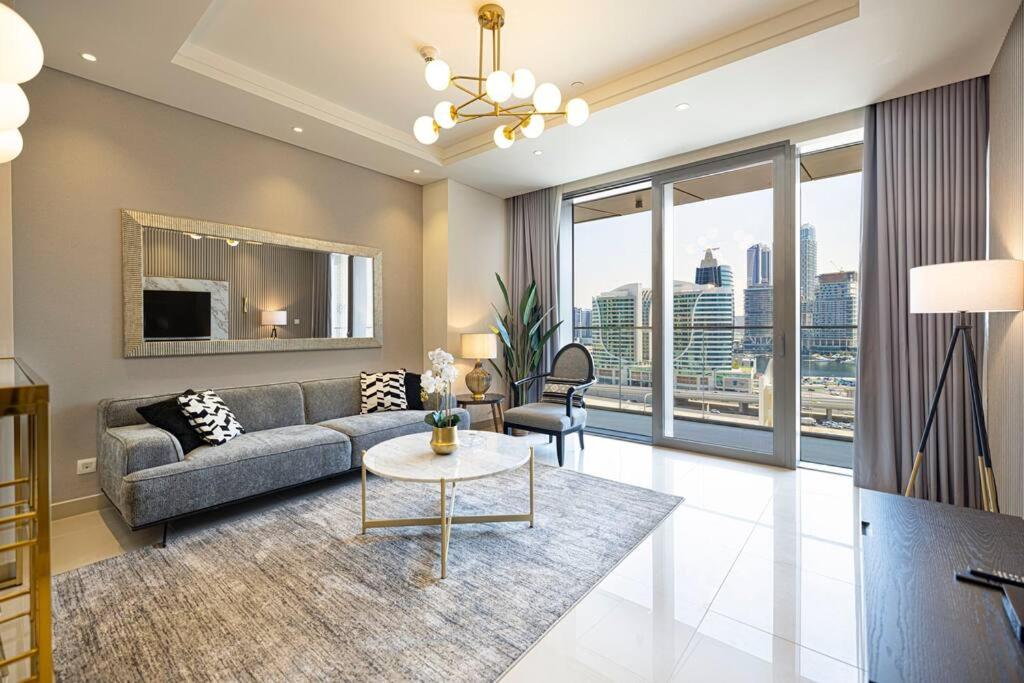 هتل کوزی ۱ بی آر کانکتد تو دبی مال نکست برج خلیفه - Cozy 1BR Connected to Dubai Mall next Burj Khalifa