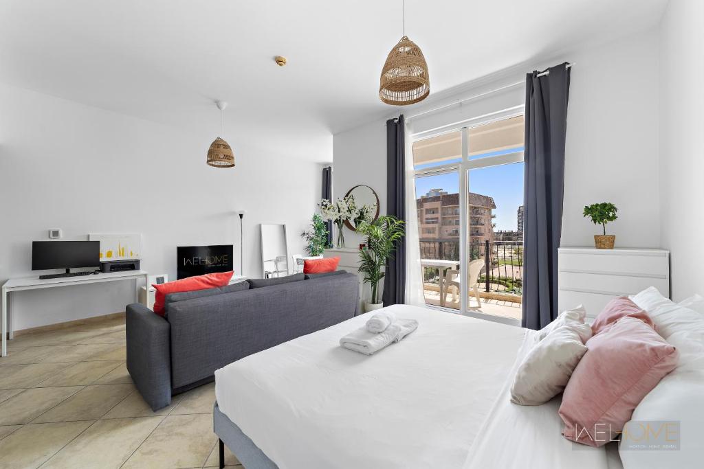 هتل وُل هوم - استایلش استودیو وید پارک ویوز این ریجنت هاوس ۲ - WelHome - Stylish Studio with Park Views in Regent House 2