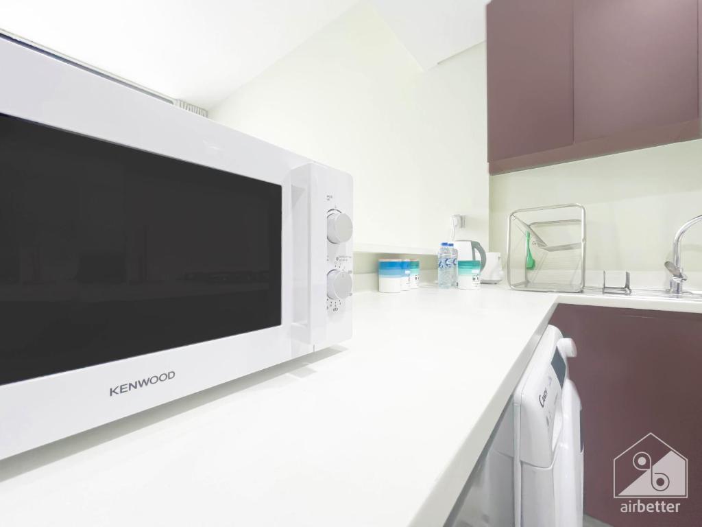 هتل کامفی 1بد روم آپت ویت بالکونی این دبی - Comfy 1Bedroom Apt with balcony in Dubai