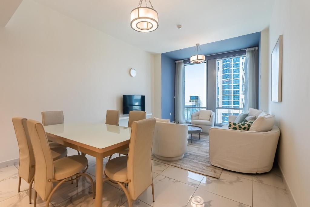 هتل اسپیشس ۳ بی دی آر پلاس مید روم این بیزنس بی - Spacious 3BDR plus maid room in Business Bay