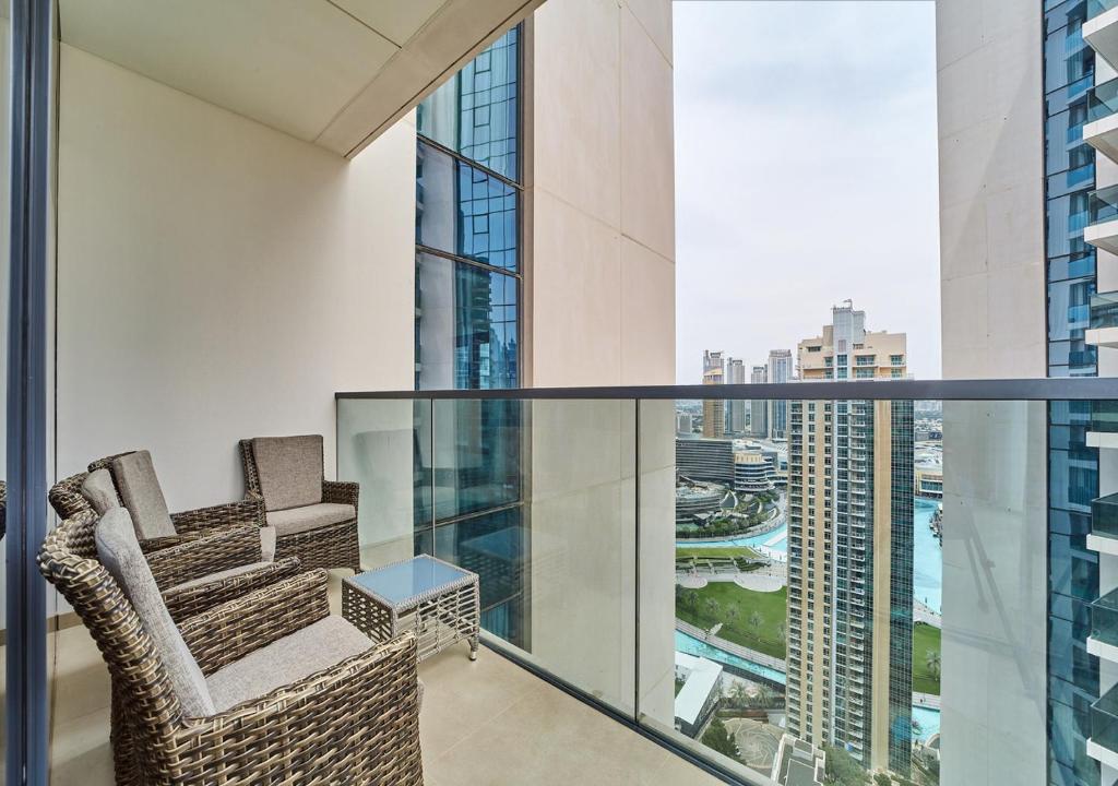 هتل ماژستیک اکٹ وان ۲ بی آر ۳۲ند فلور - داونتاون - فونتین ویو - Majestic Act One 2BR 32nd floor- Downtown- Fountain view
