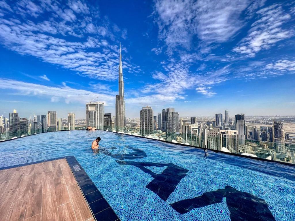 هتل گست ردی - لاکچری لیوینگ ویت استانیگ سی ویو - GuestReady - Luxury living with stunning seaview