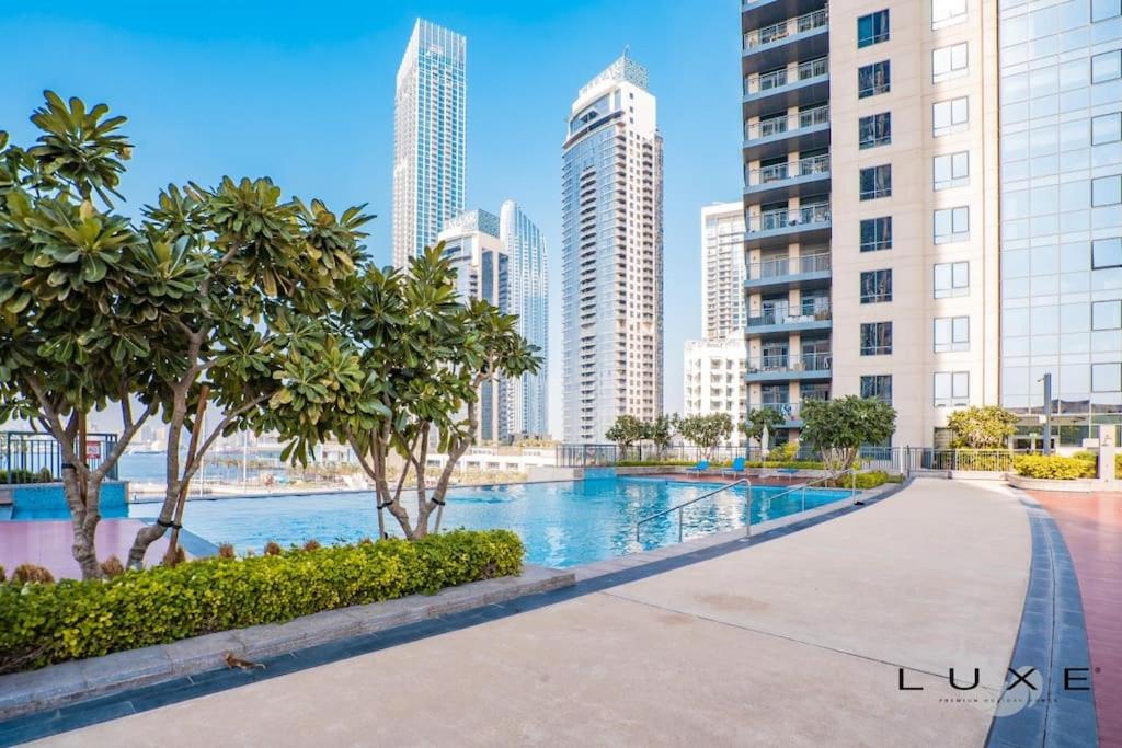 هتل لاکس - سیتی اسکیپ ۲ بی آر اند سوفا بد این دبی کریک - Luxe - City Escape 2BR and Sofabed in Dubai Creek