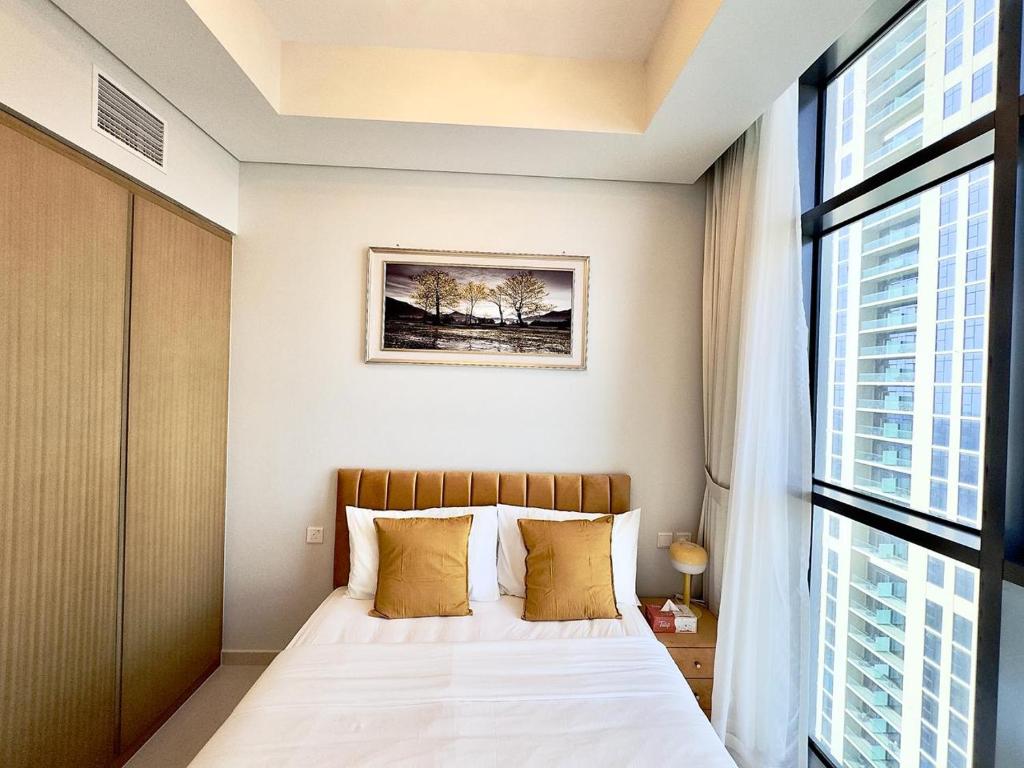 New Two-Bedroom Open View High Floor