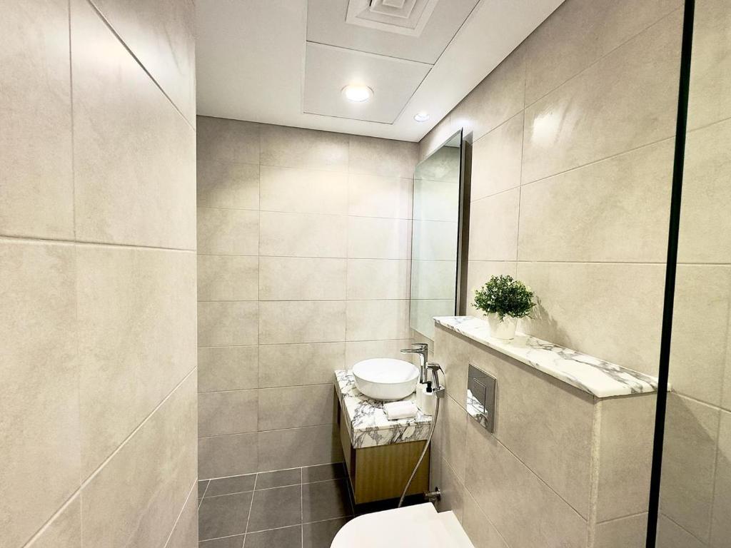 New Two-Bedroom Open View High Floor