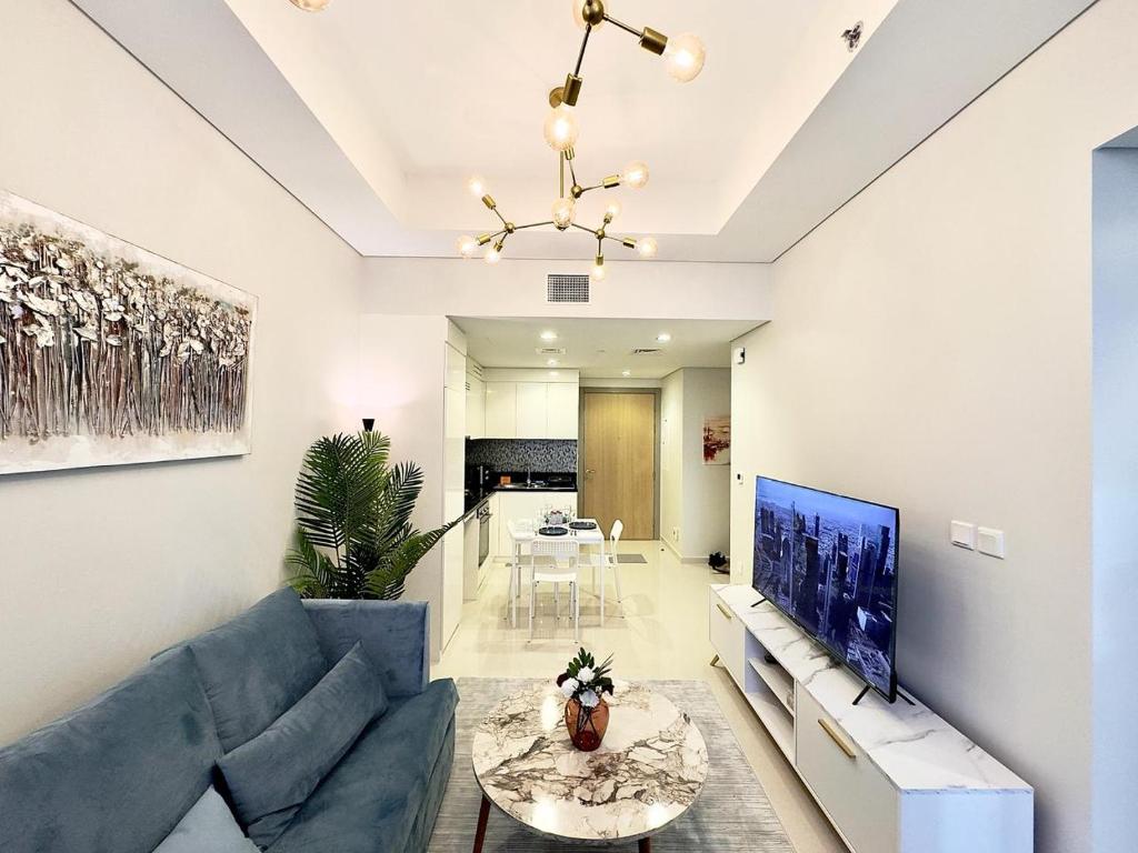 New Two-Bedroom Open View High Floor