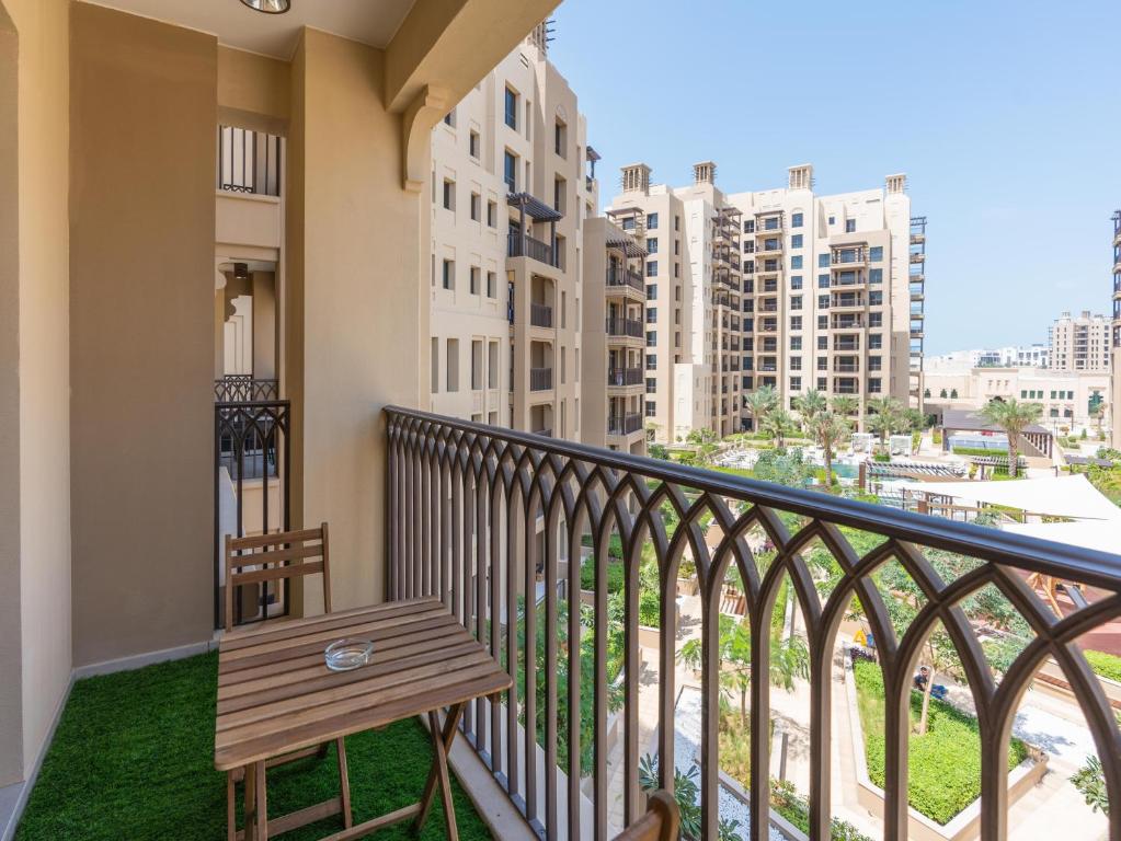 Lux BnB I Asayel I Burj Al Arab & Burj View