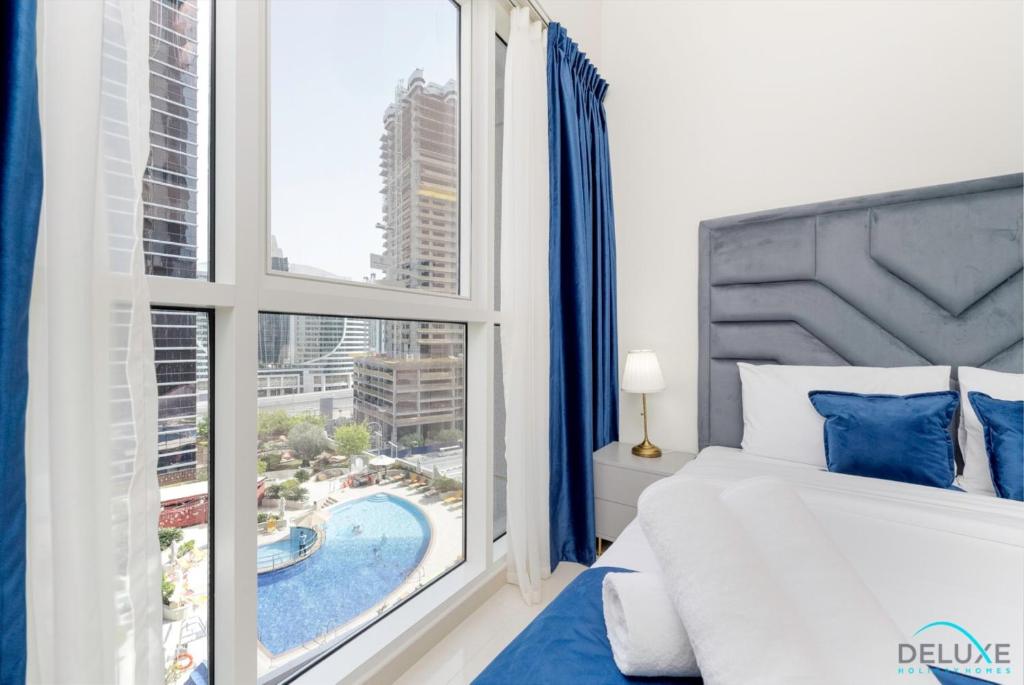 Gorgeous 1BR Apartment in Dunya Tower, Downtown Dubai by Deluxe Holiday Homes