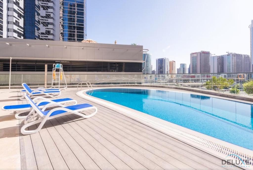 Gorgeous 1BR Apartment in Dunya Tower, Downtown Dubai by Deluxe Holiday Homes